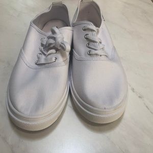 H&M Divide White Sneakers
